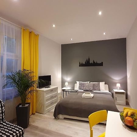 L-2 Krakow Center Studio O&P Apartfamily Extérieur photo